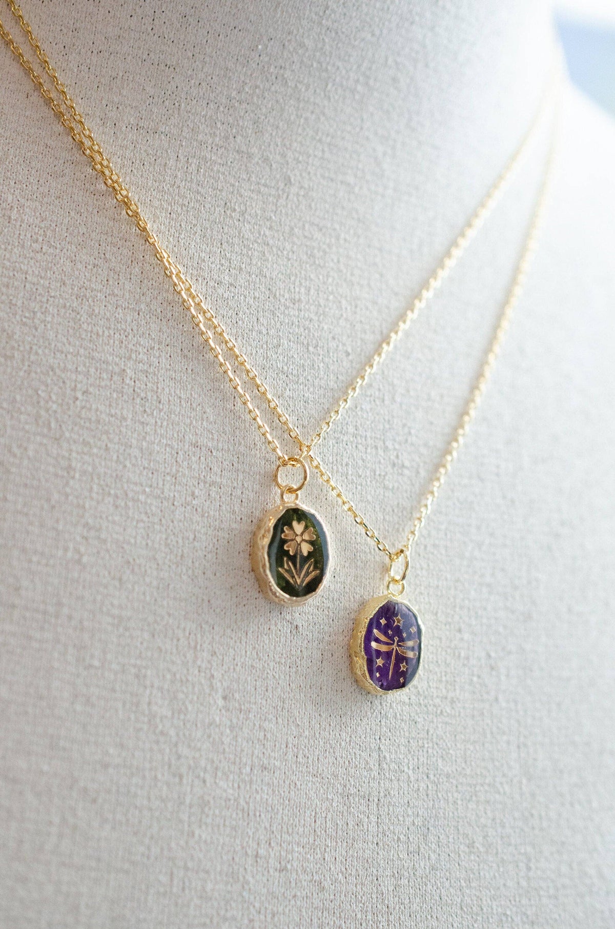 JILL MAKES - Collier Pendentif Libellule en Améthyste