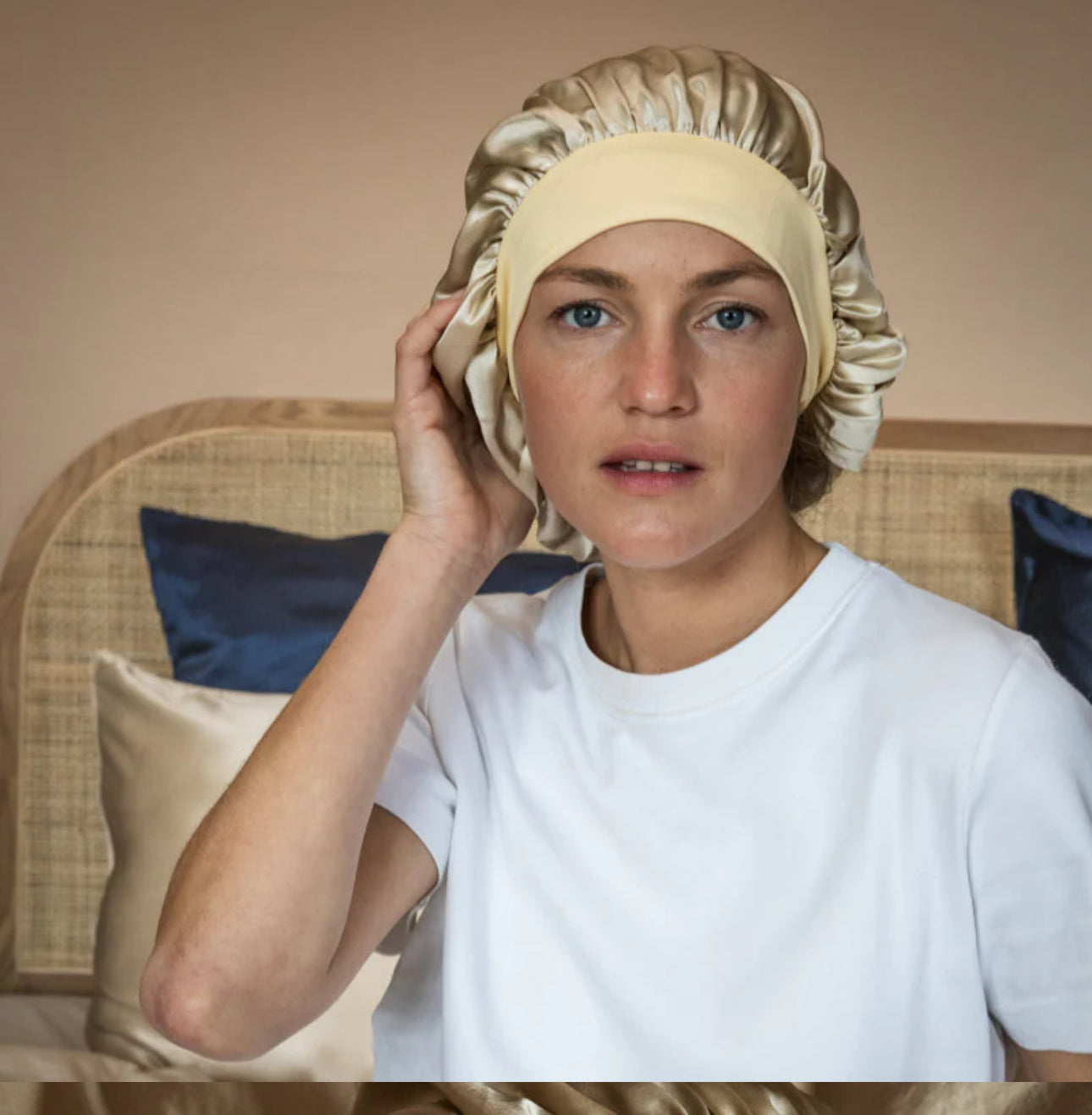 EMILY'S PILLOW - Bonnet de nuit en soie (3 coloris)