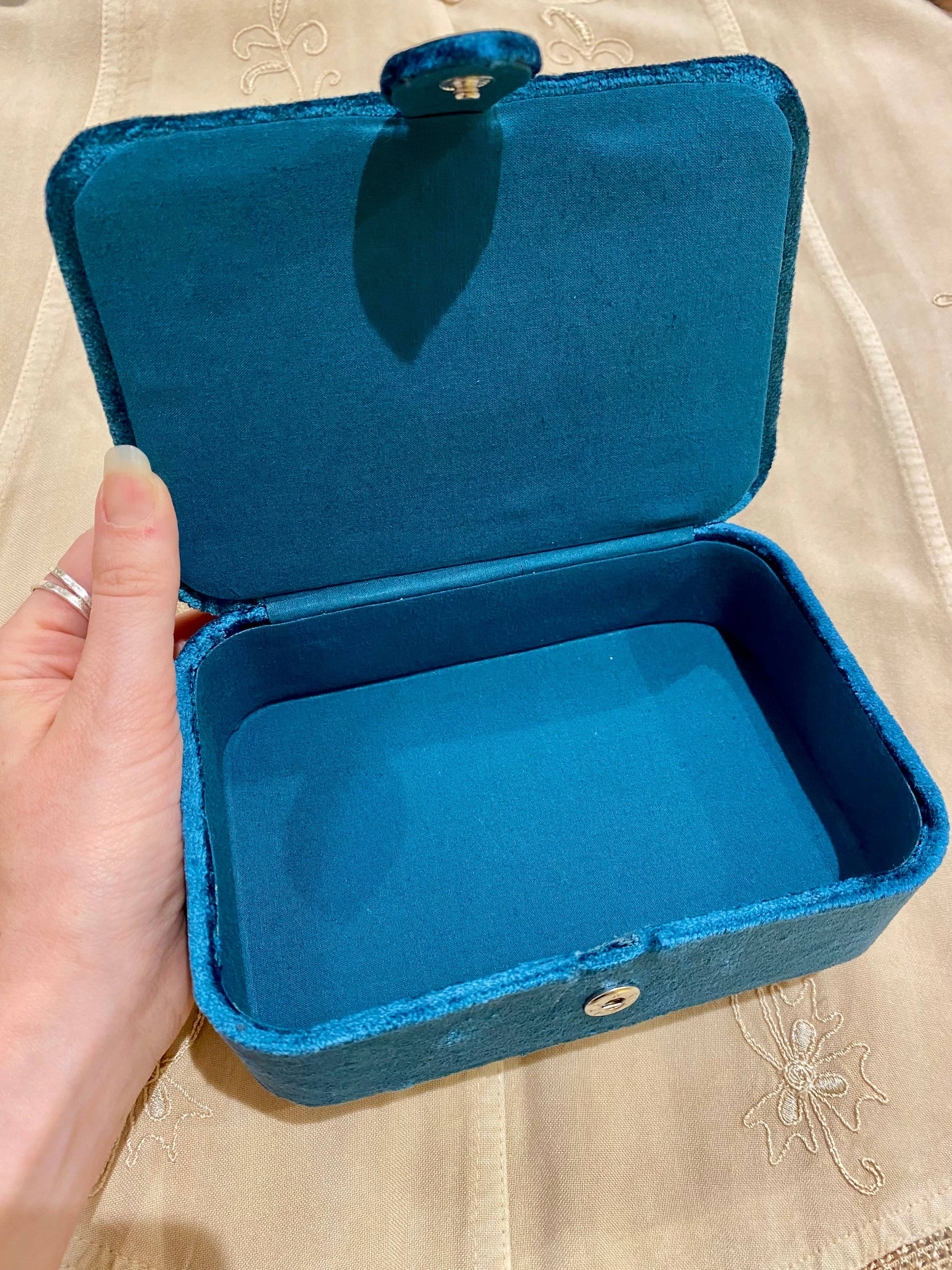 TEMPLE OF TREASURE - Boîte Oeil