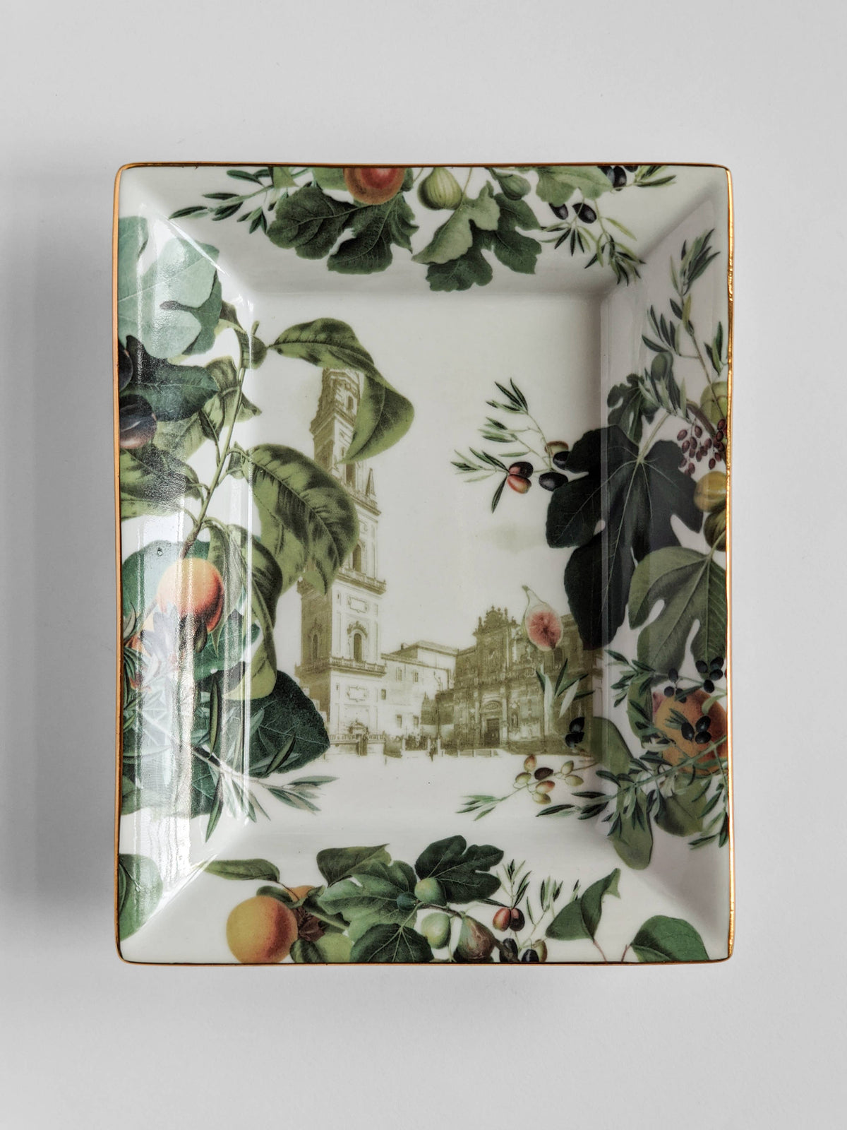 Cendrier Apulie en porcelaine décorée à la main – Grand Tour, Vito Nesta