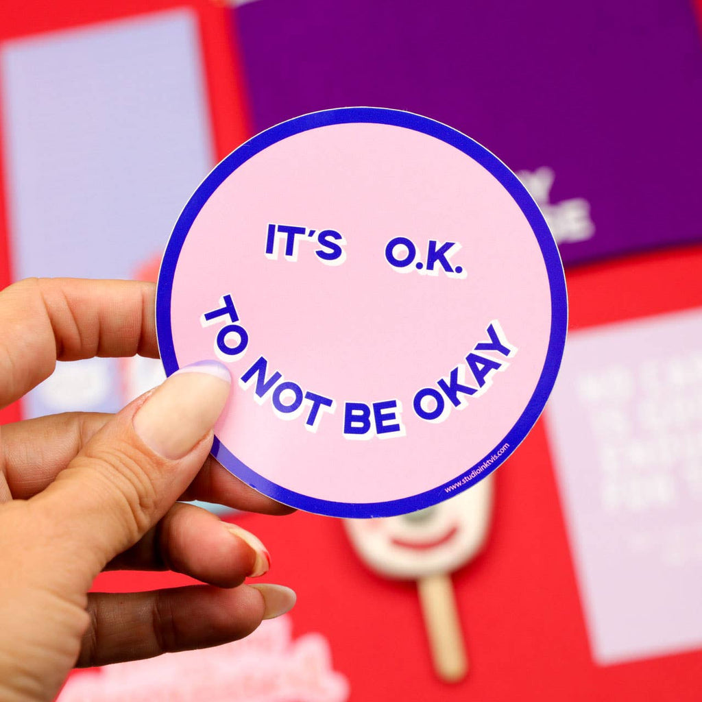 It's okay smiley – vue 2 – Autocollant géant | George Genève
