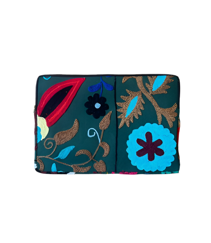 CURIOSITY LAB - Pouch