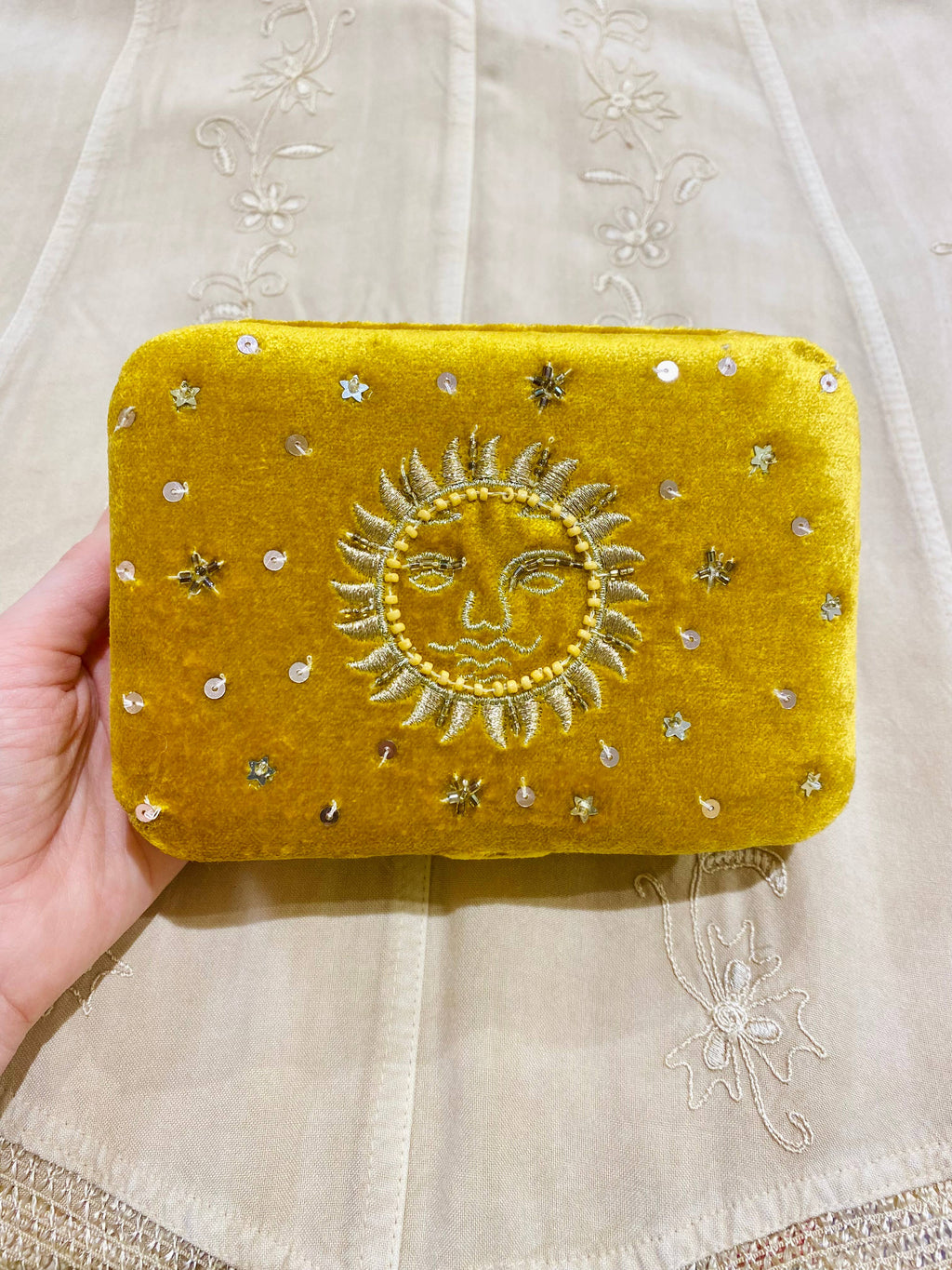 TEMPLE OF TREASURE - Boîte Soleil