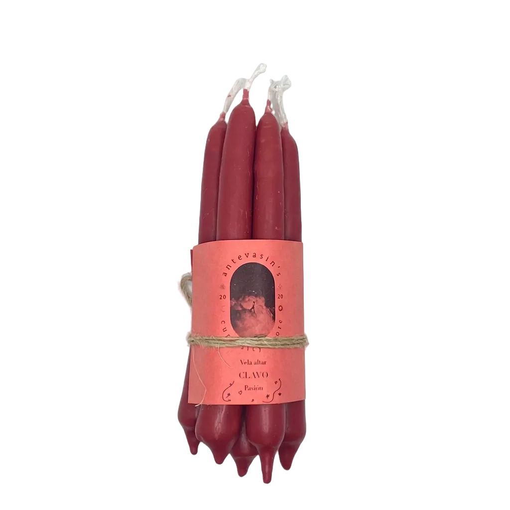 Détail de la bougie d'autel rouge Clavo, Antevasin's Store