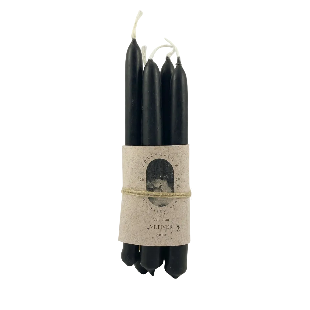 Détail de la bougie d'autel noire Vetiver au mica, Antevasin's Store