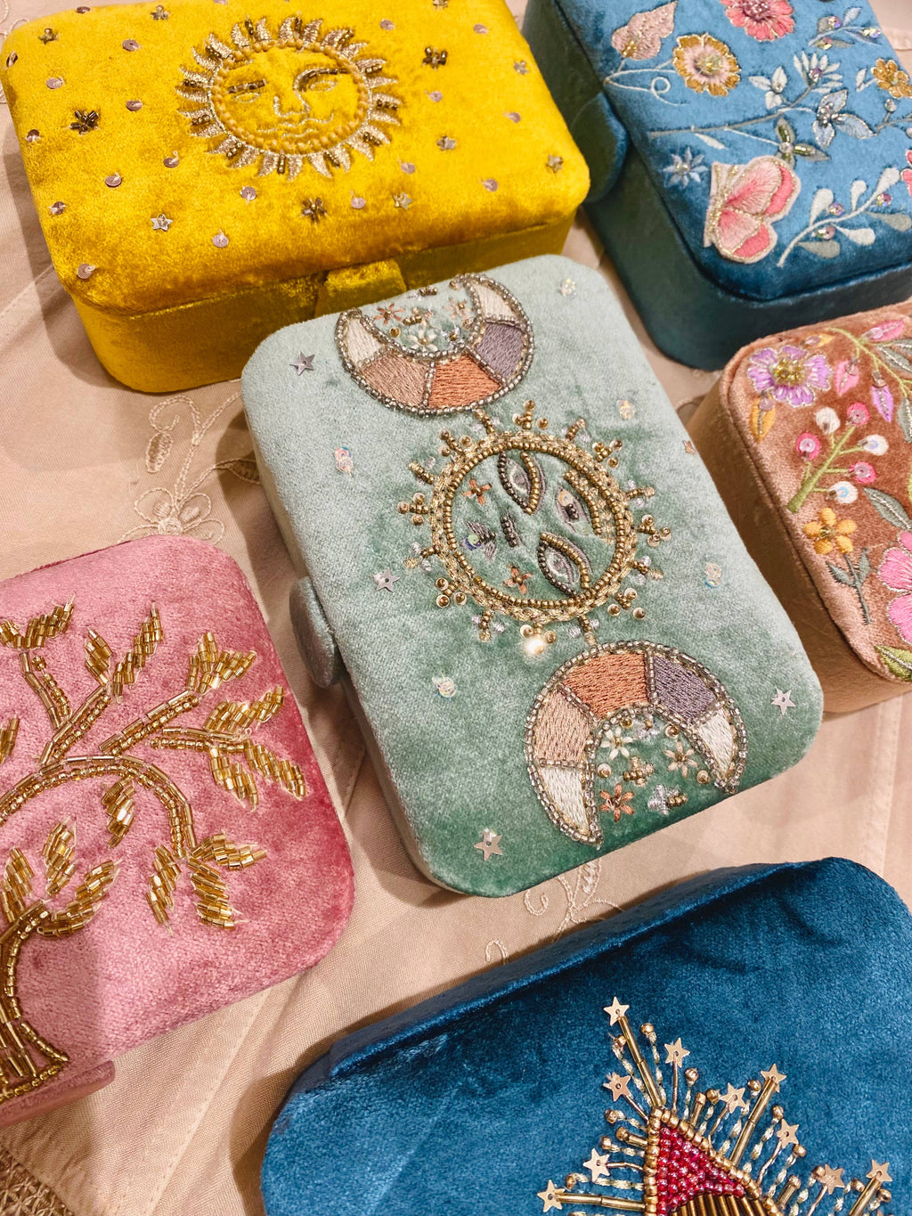 TEMPLE OF TREASURE - Boîte Arbre de Vie