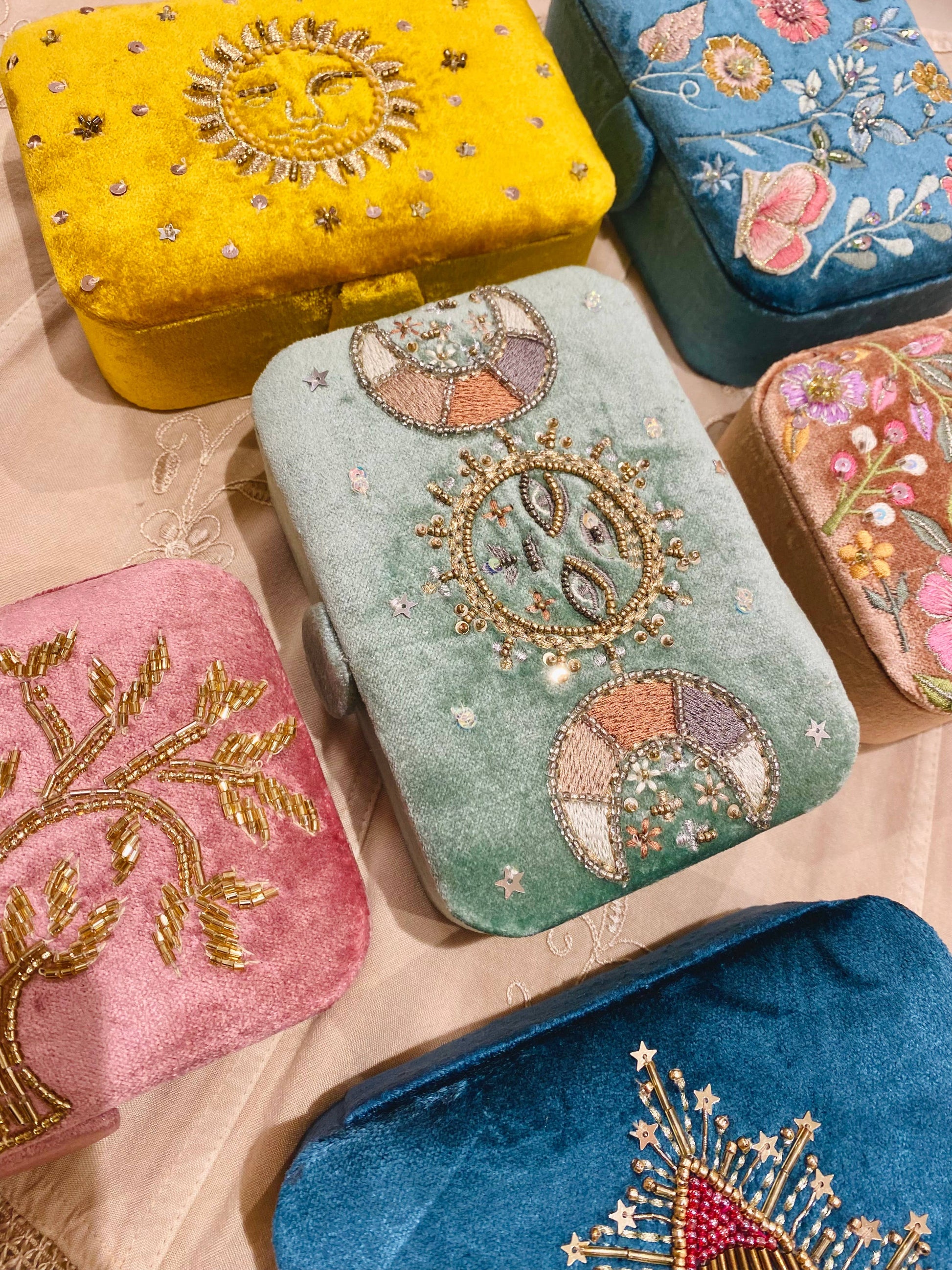 TEMPLE OF TREASURE - Boîte Arbre de Vie