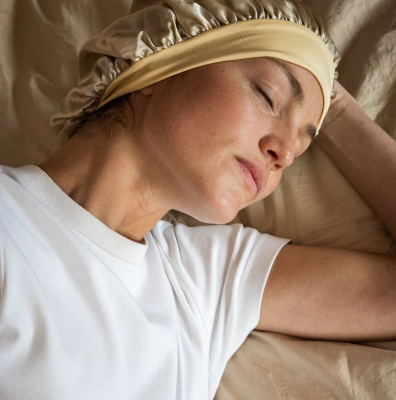 EMILY'S PILLOW - Bonnet de nuit en soie (3 coloris)