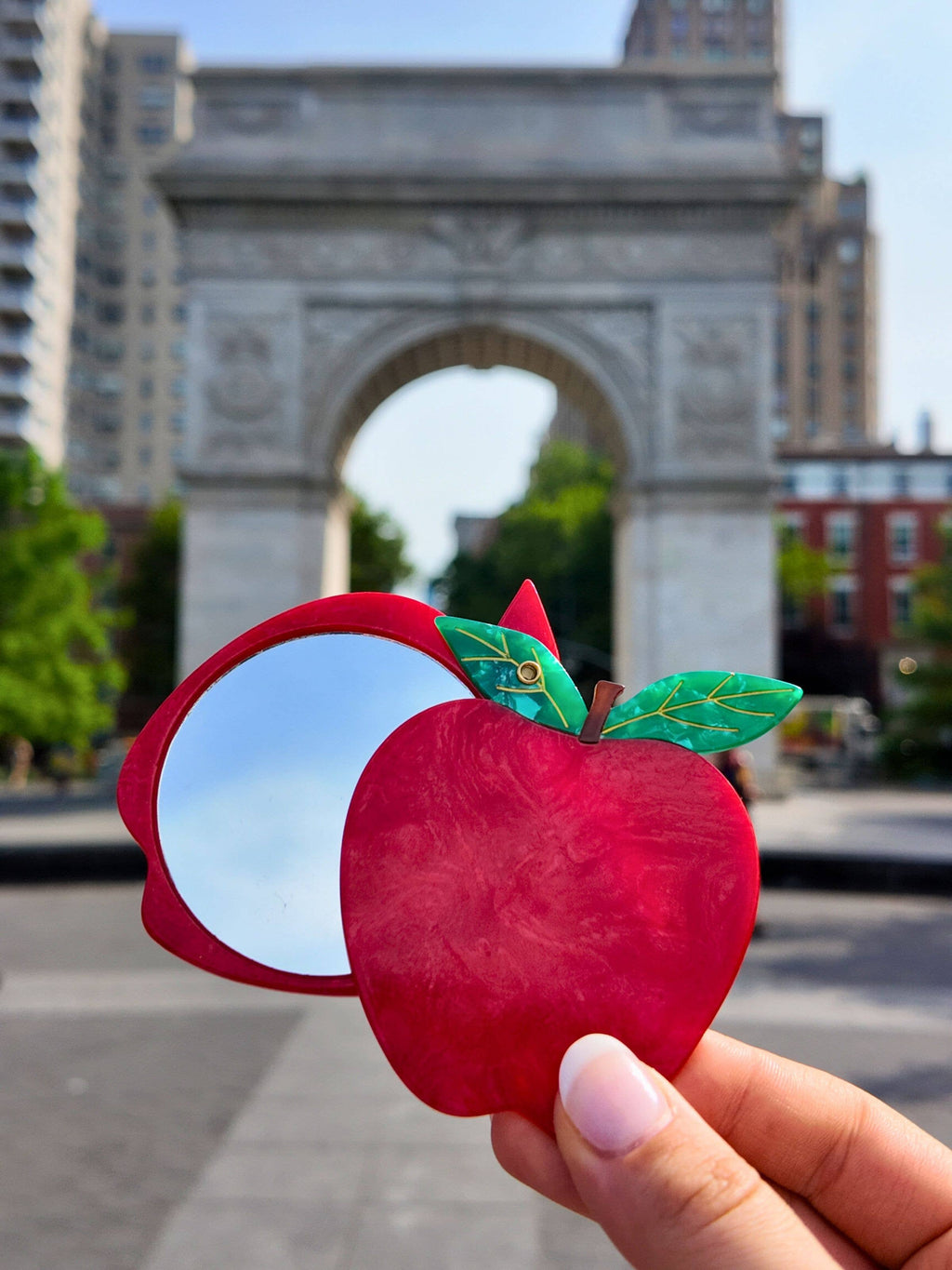 SOLAR ECLIPSE - Compact Mirror Pomme