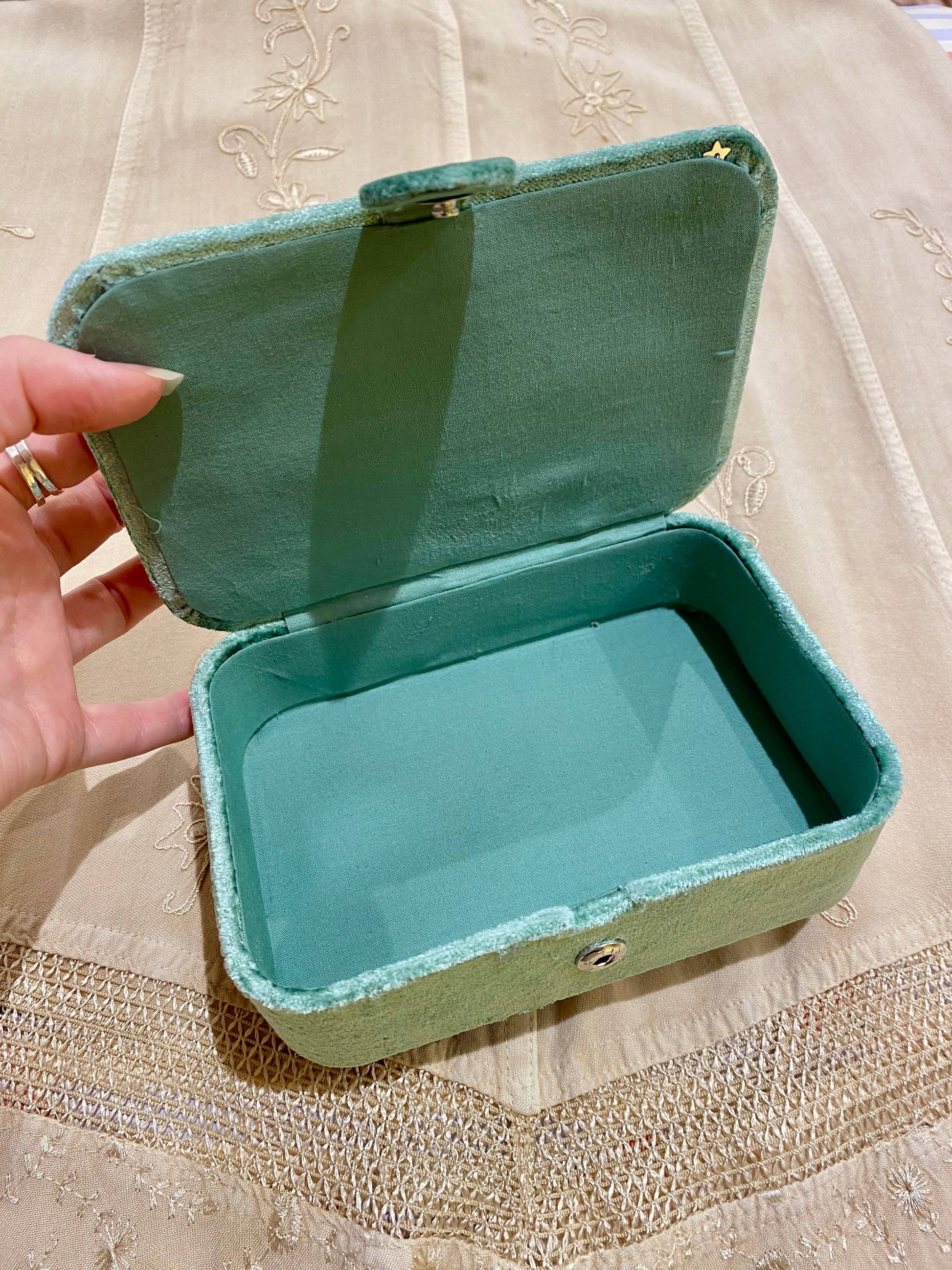 TEMPLE OF TREASURE - Boîte Sun Moon