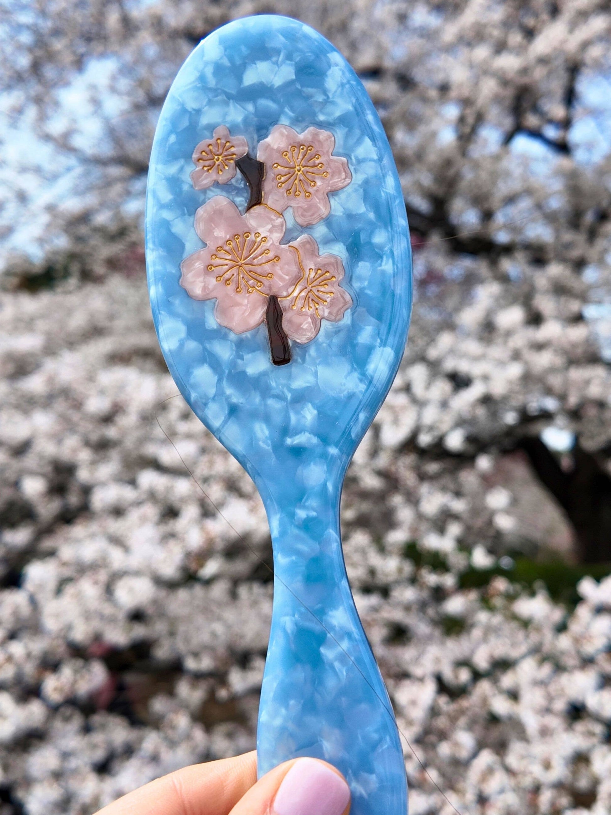 SOLAR ECLIPSE - Brosse à cheveux Fleur de Cerisier