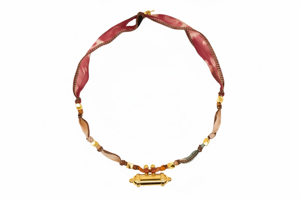 Collier Tissu – vue 4 – AU FIL DE LO | George Genève