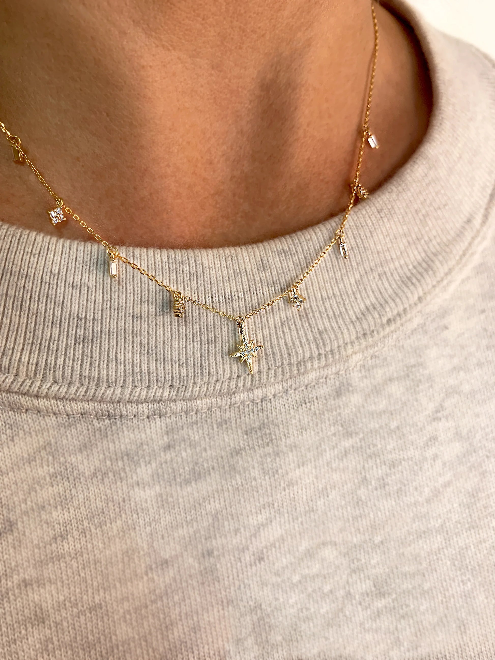 Collier Liberty Or – vue 2 – MYA BAY | George Genève