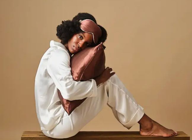 EMILY'S PILLOW - Pyjama Femme en Soie Blanc