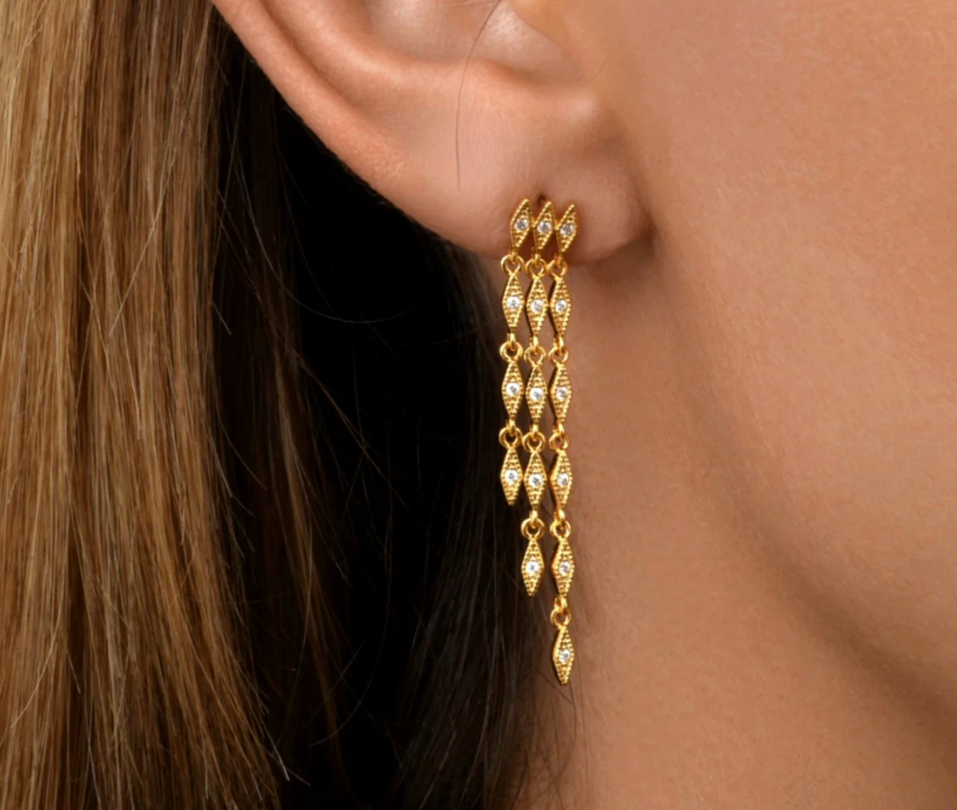 ROSE MARIE - Boucle d’oreille à l’unité - 1938