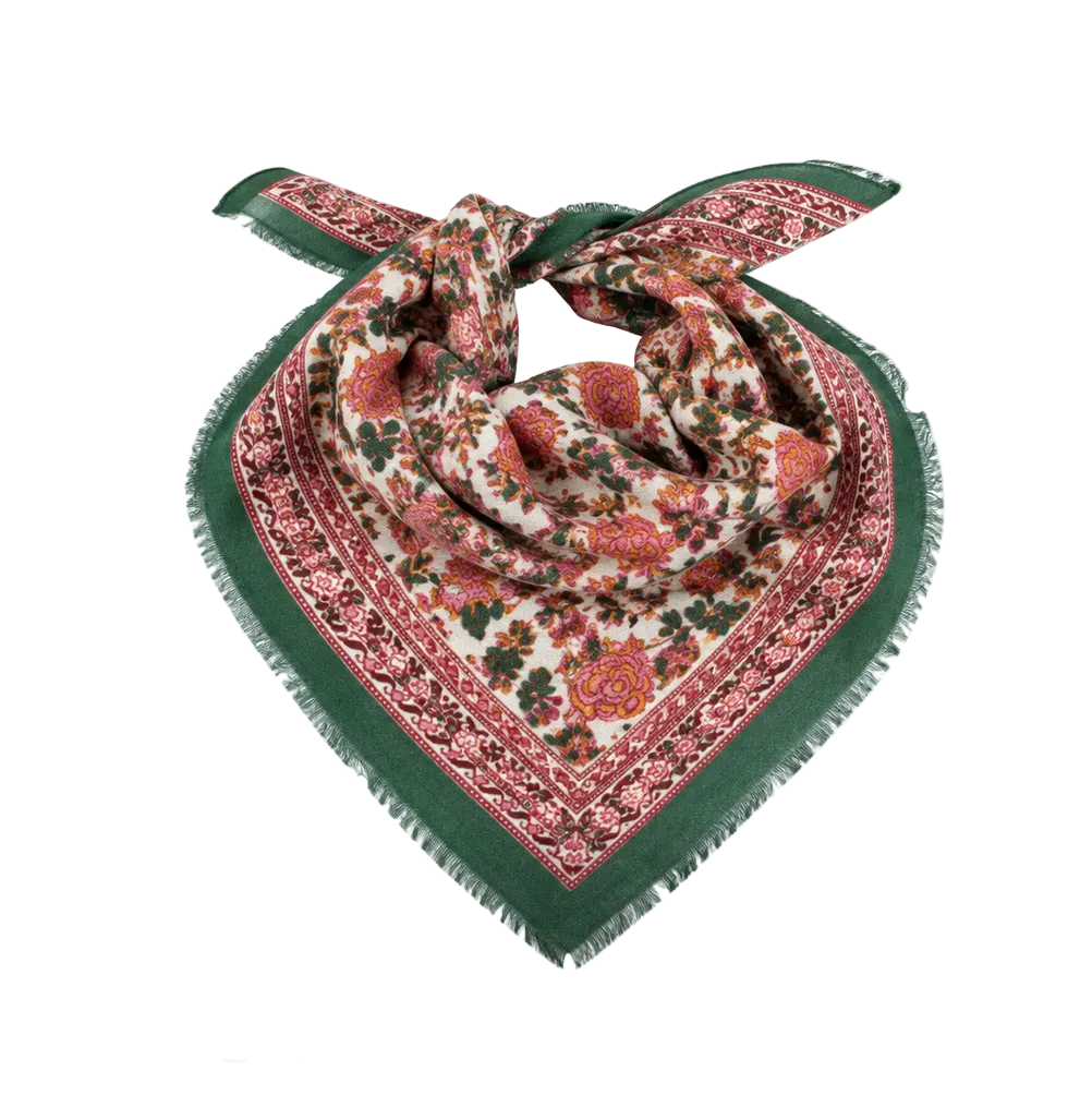 Foulard en laine imprimé à la planche, motif Ouna rose poudré — Bindi Atelier, George Genève