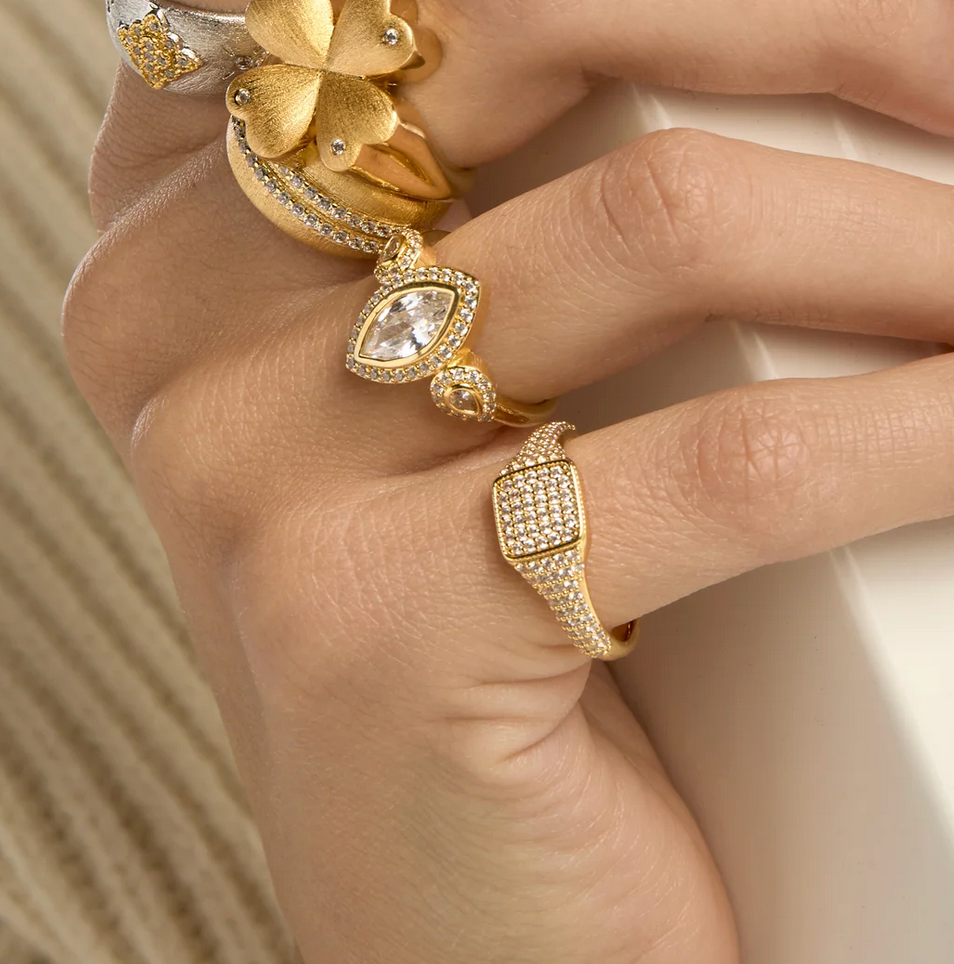 MYA BAY - Bague Square Signet Or