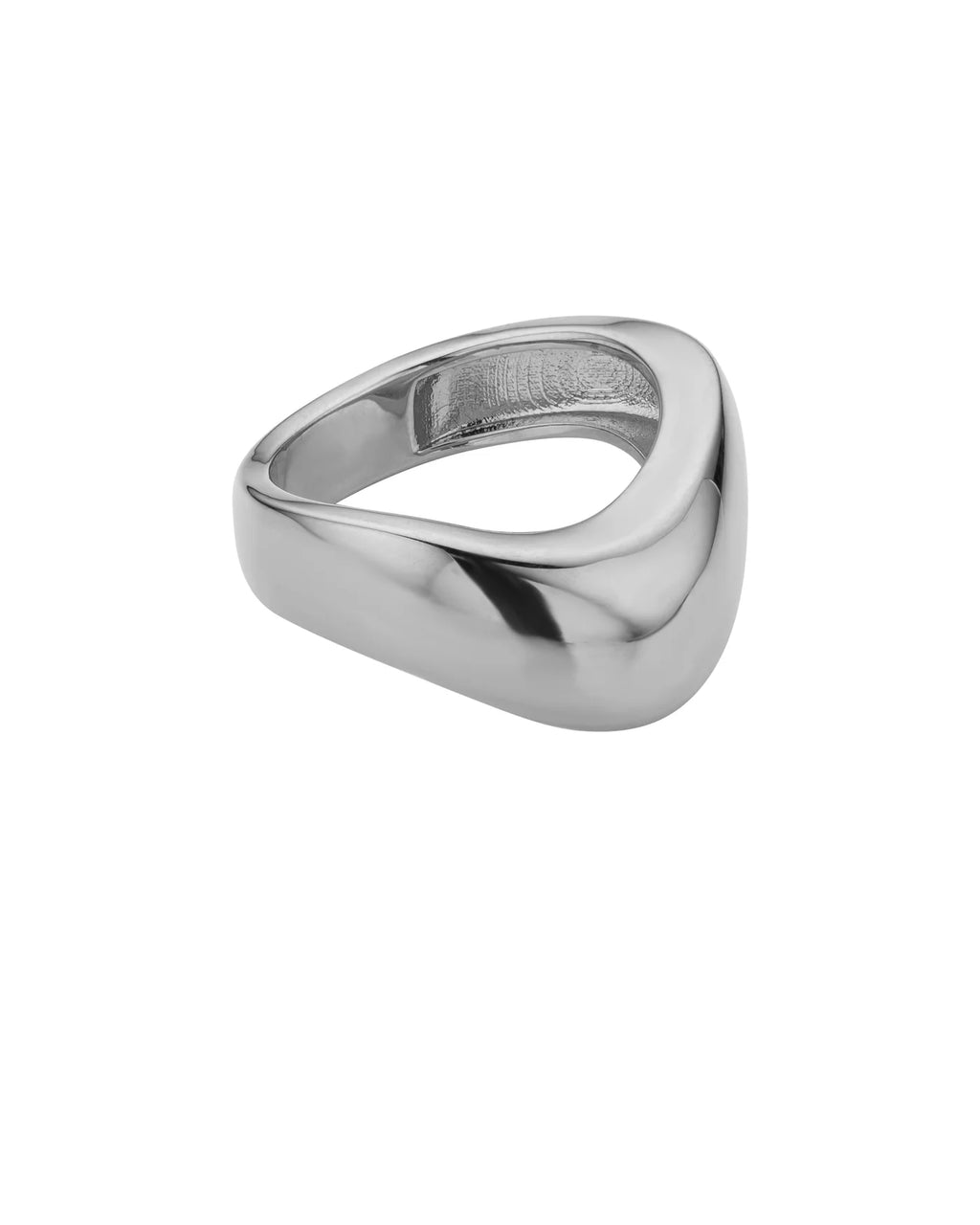 MYA BAY - Bague Round One