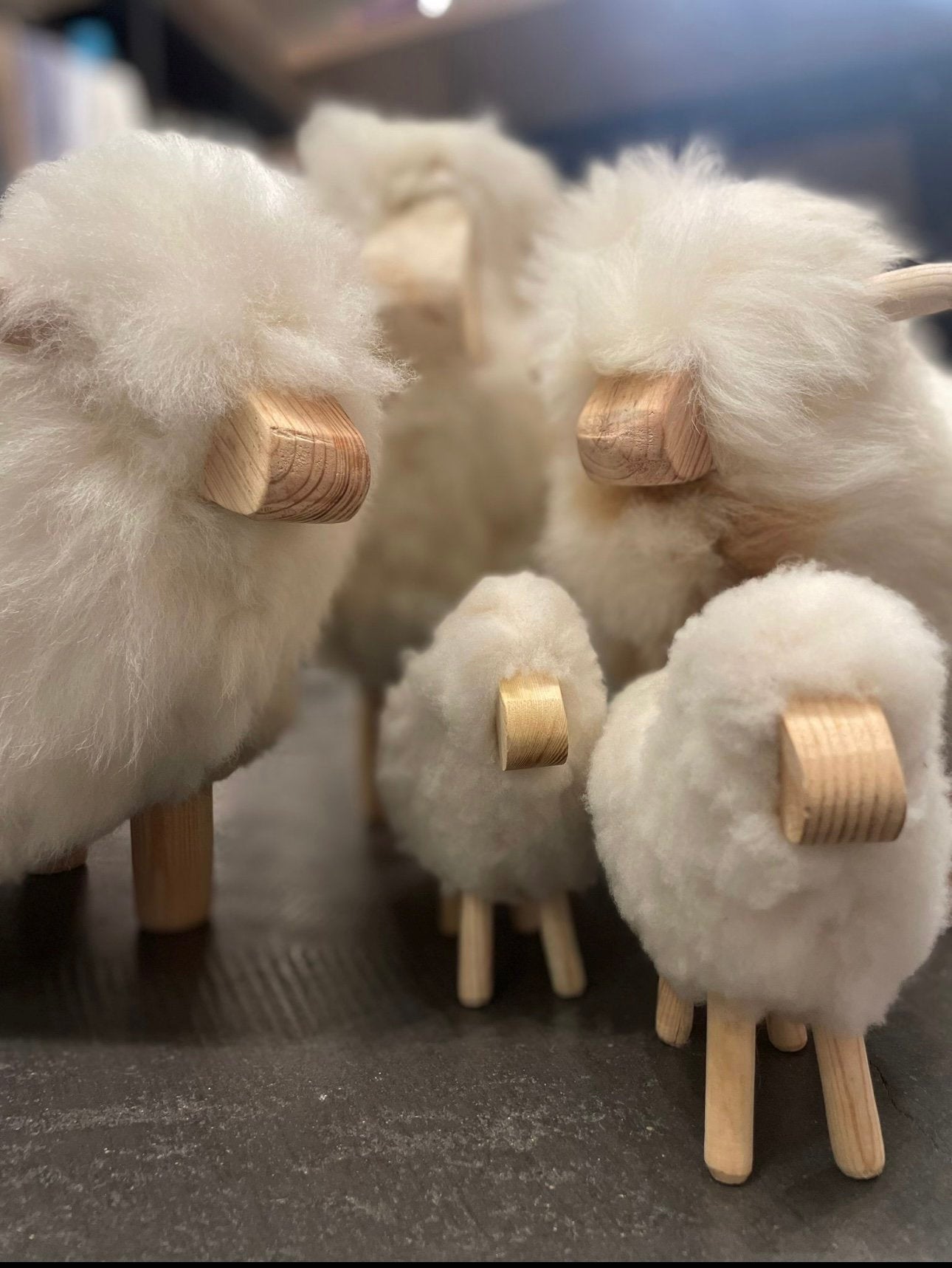 MOUTONS- Mouton tabouret XL