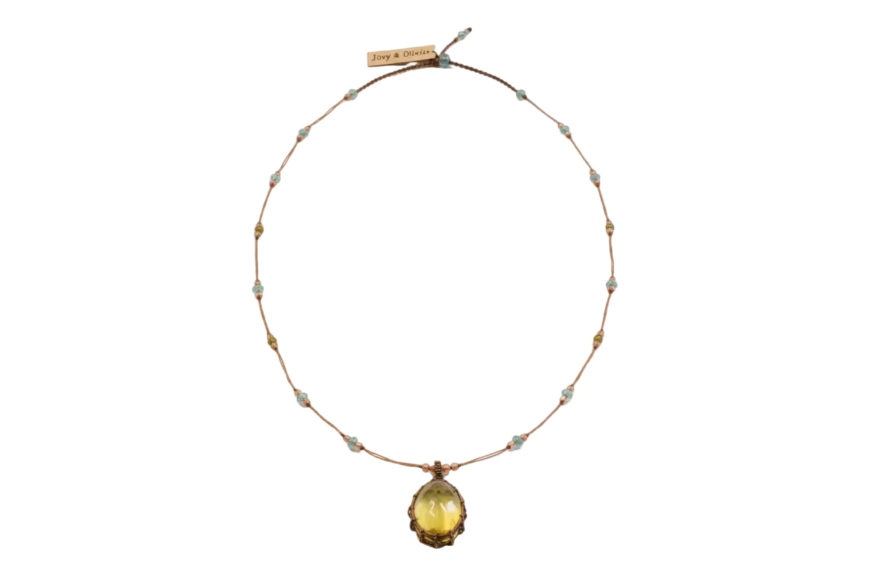 Collier Tibétain Court - Olive Quartz – SHARING | George Genève