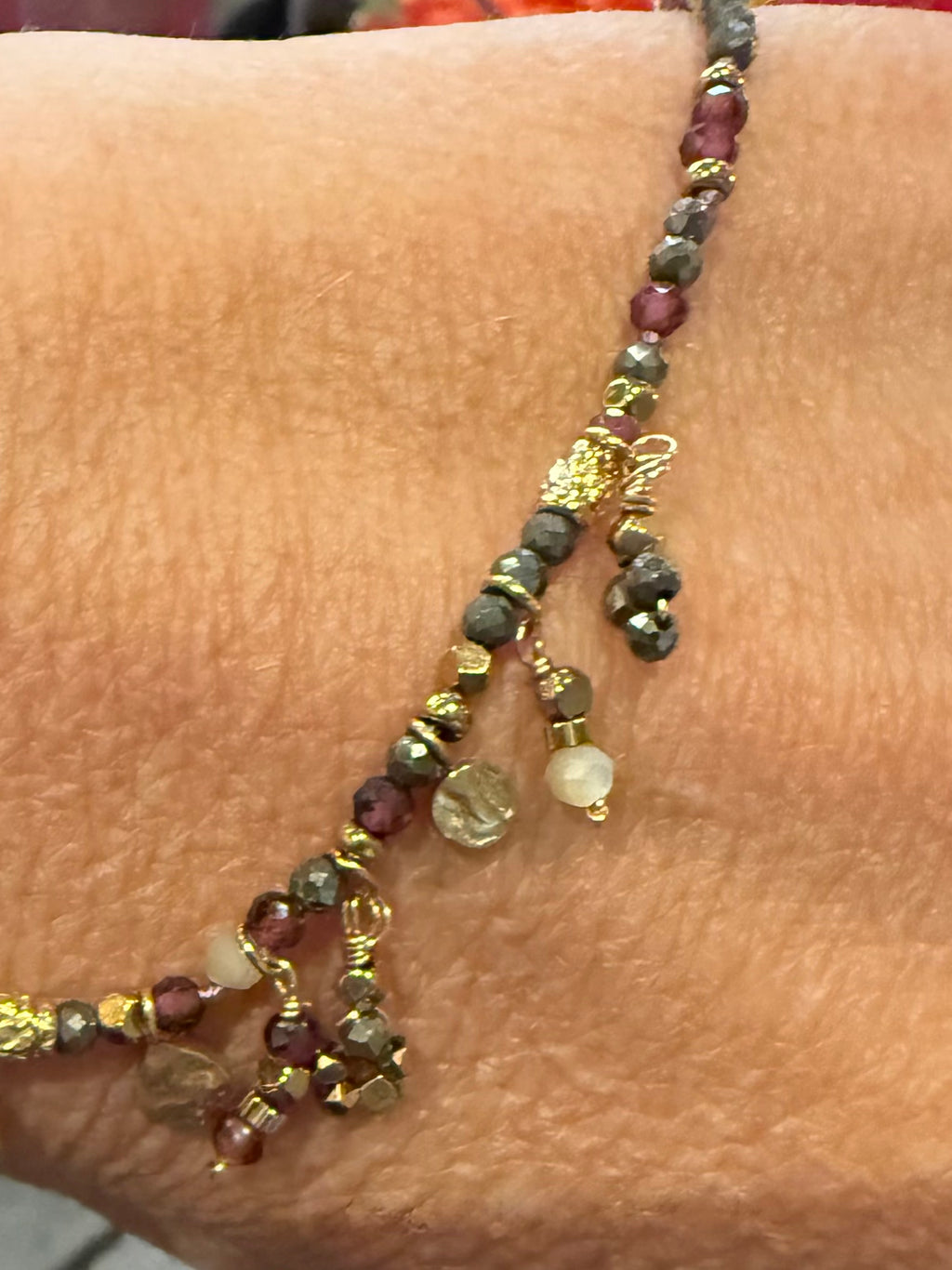 HABAHA - Collier de Perles de Pierres et Pampilles