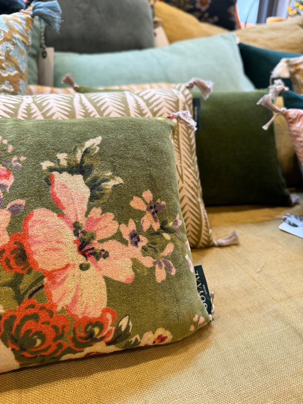 GOYAAL - Mini Coussin Coton Avocat