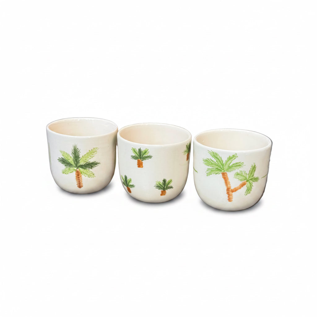 Tasse à expresso artisanale en céramique avec palmiers peints main – FEELING GOOD