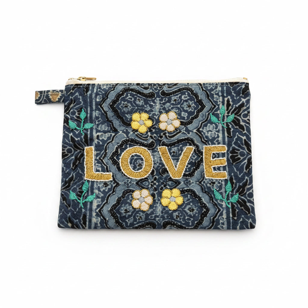 Sac Pochette brodé Love – CSAO – 3