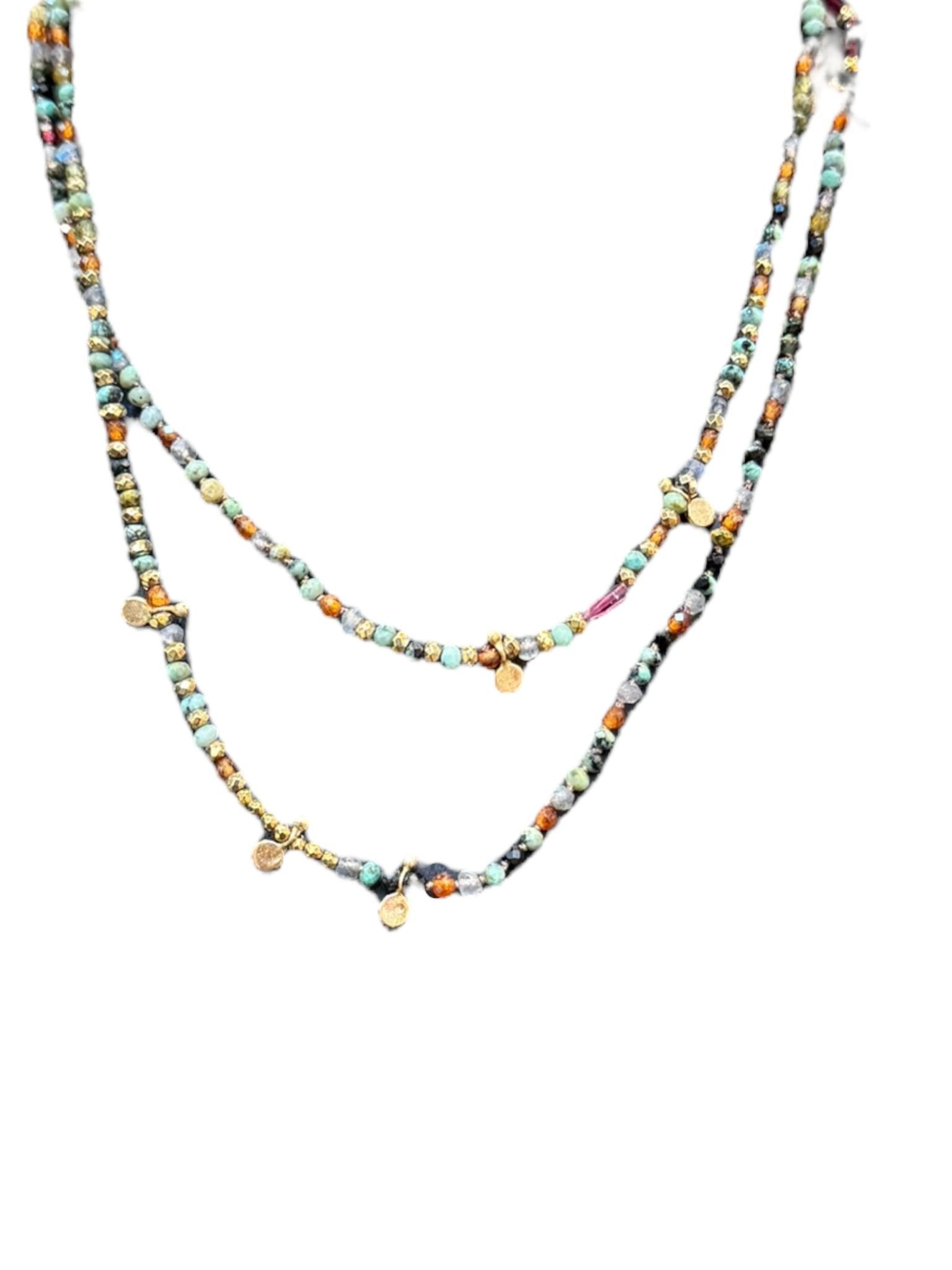 ROOM SERVICE - Collier Adoum multi tours