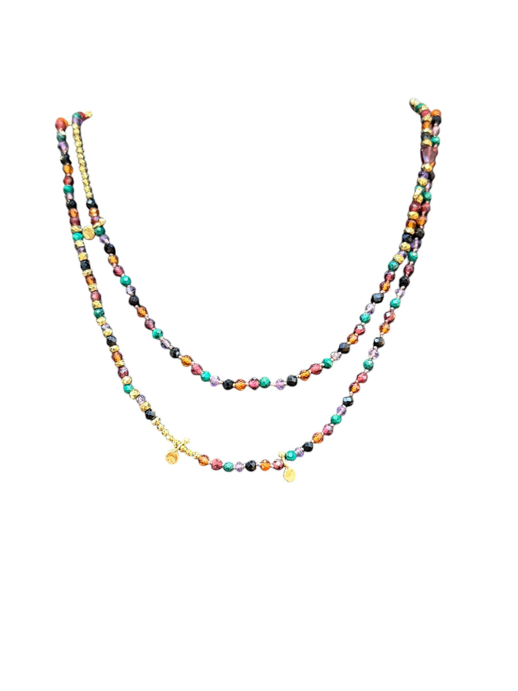 ROOM SERVICE - Collier Adoum multi tours
