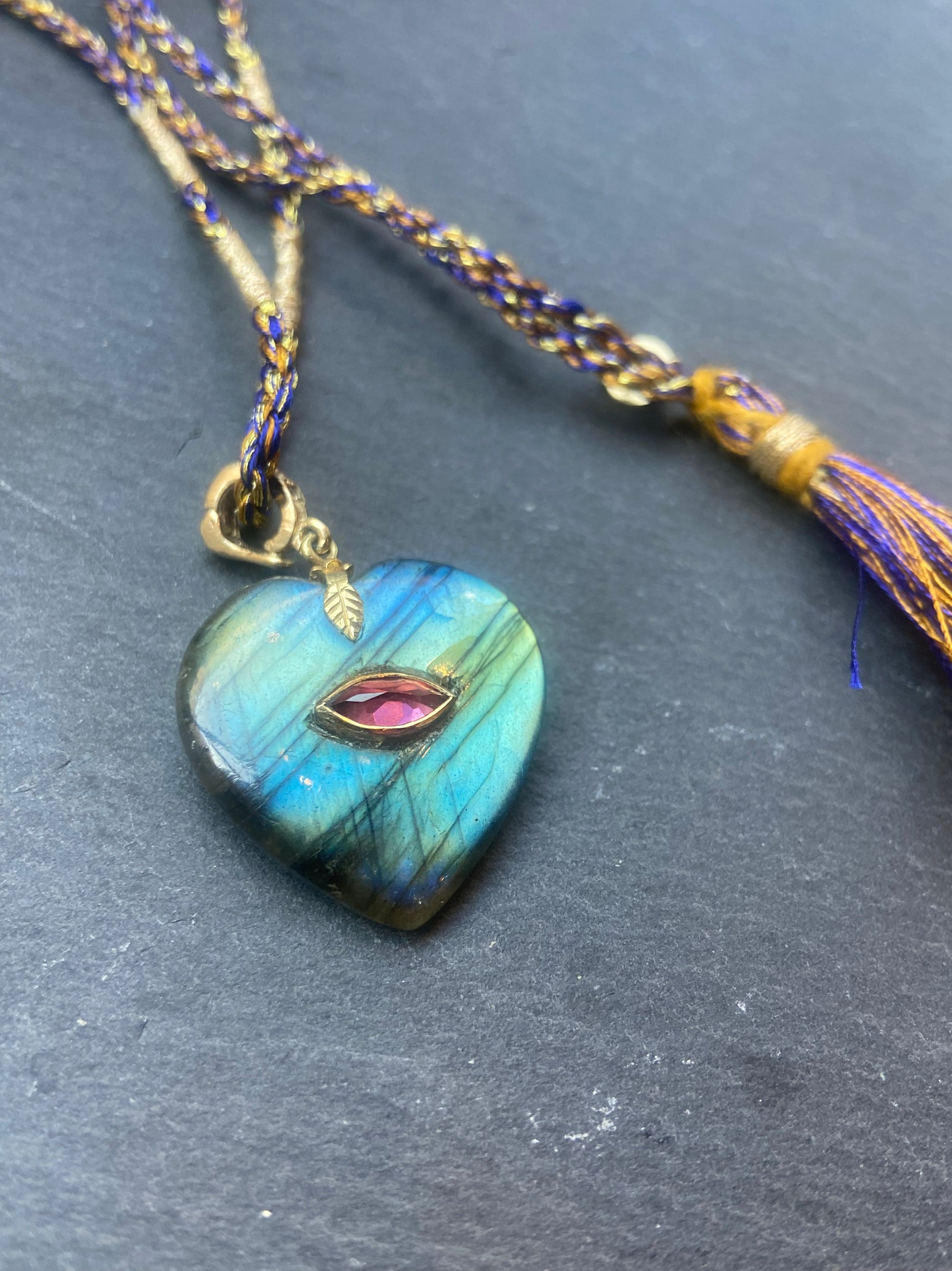 ROOM SERVICE - Collier Charm Valentine Labradorite
