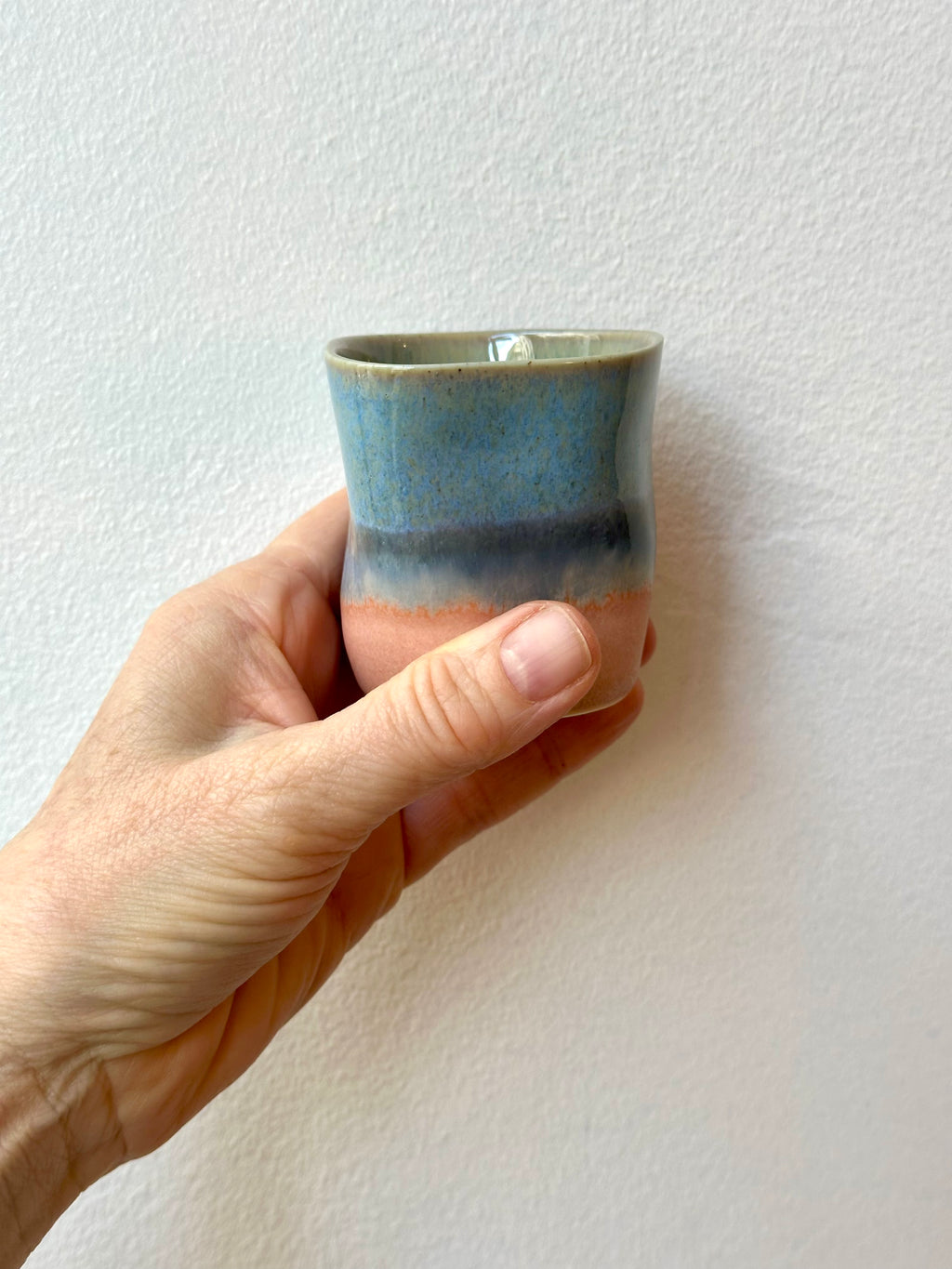 Tasse à café en céramique – vue 3 – SGW LAB | George Genève