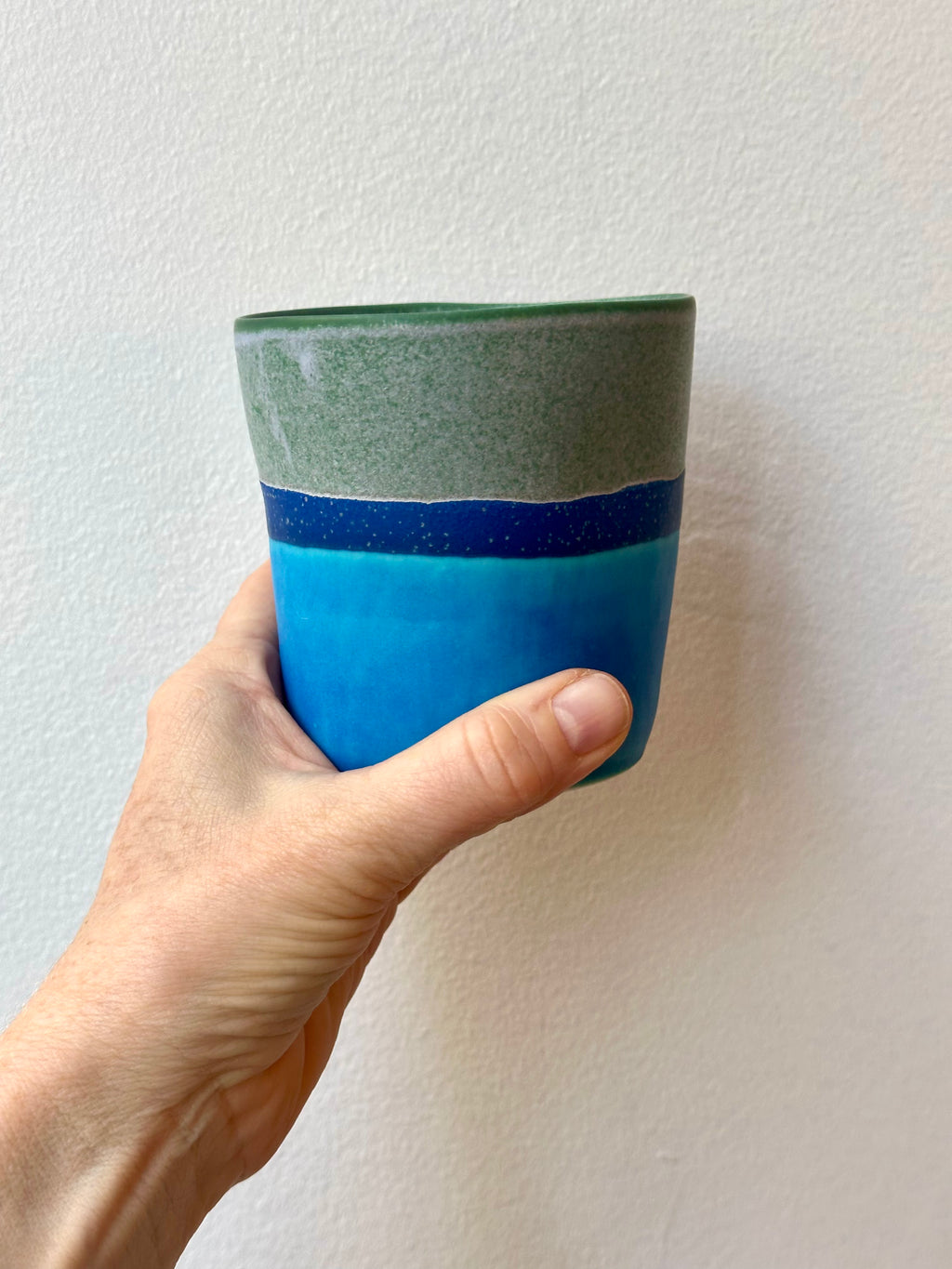 Mug en céramique – vue 3 – SGW LAB | George Genève