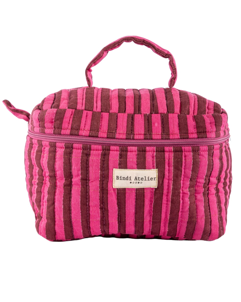 Trousse vanity en coton matelassé à rayures framboise, motif Stripes Berry — Bindi Atelier, George Genève