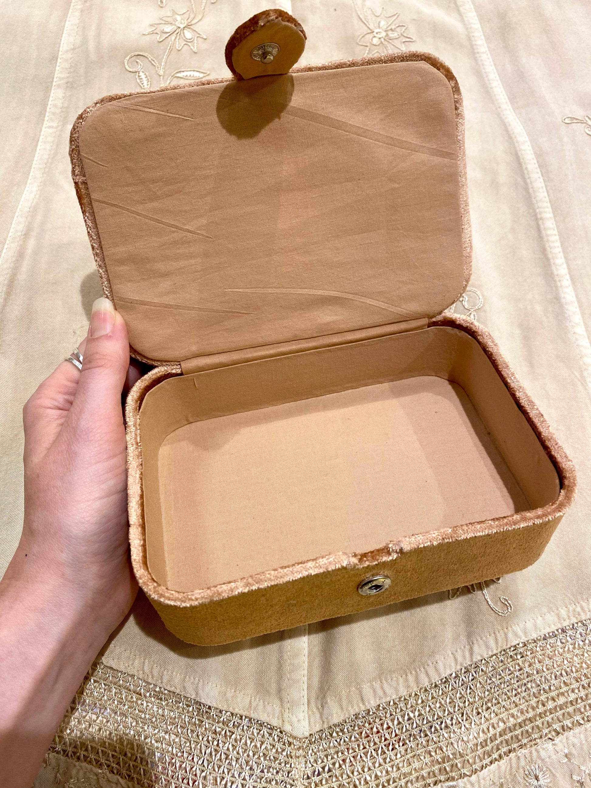 TEMPLE OF TREASURE - Boîte Fleurs