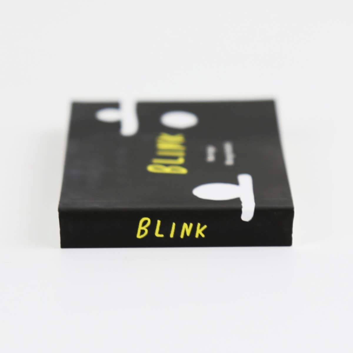 FLIPBOOK - Blink par Neringa Mongirdaite