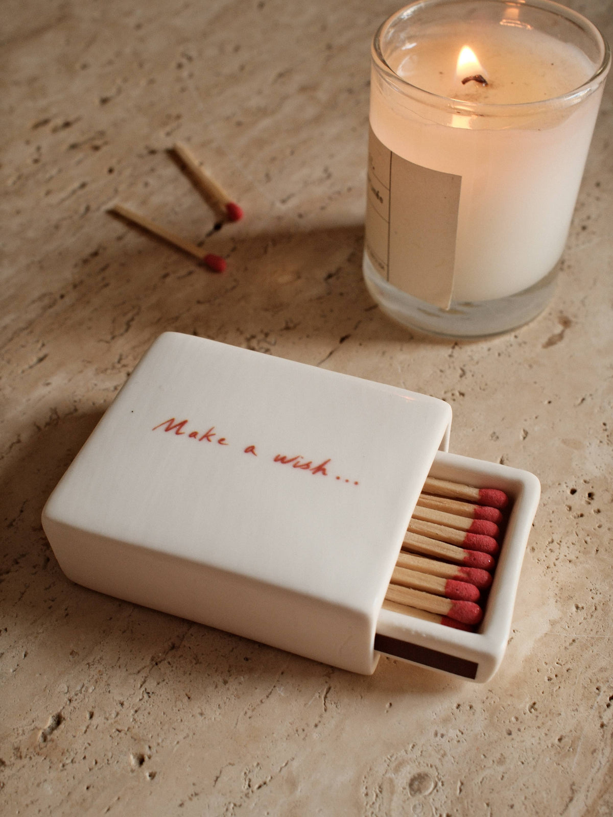 Boîte d'allumettes en porcelaine Make A Wish – INI CERAMIQUE, George Genève