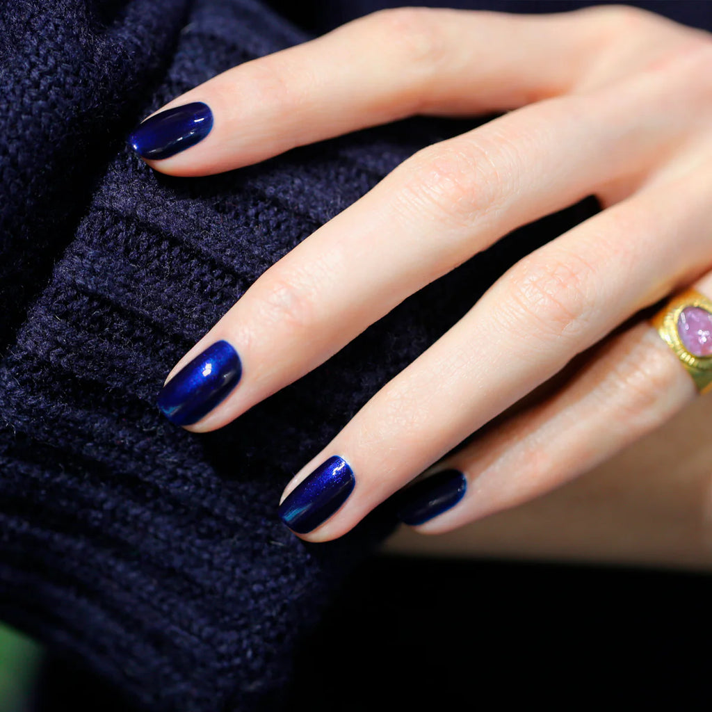 Vernis Green - Dark Night – vue 2 – MANUCURIST | George Genève