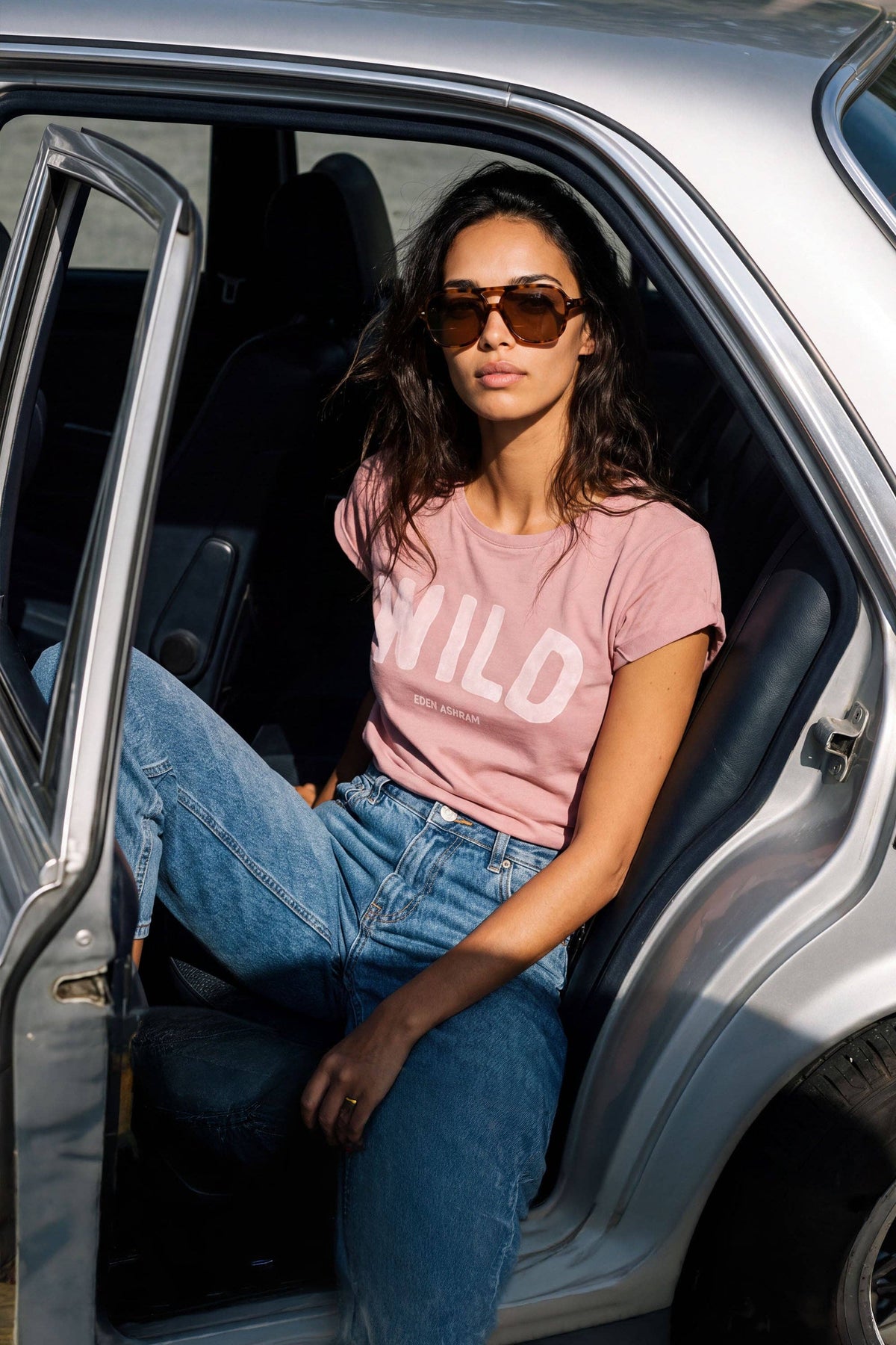 Tee-shirt Wild, coton bio blanc délavé – EDEN ASHRAM chez George Genève – vue 3