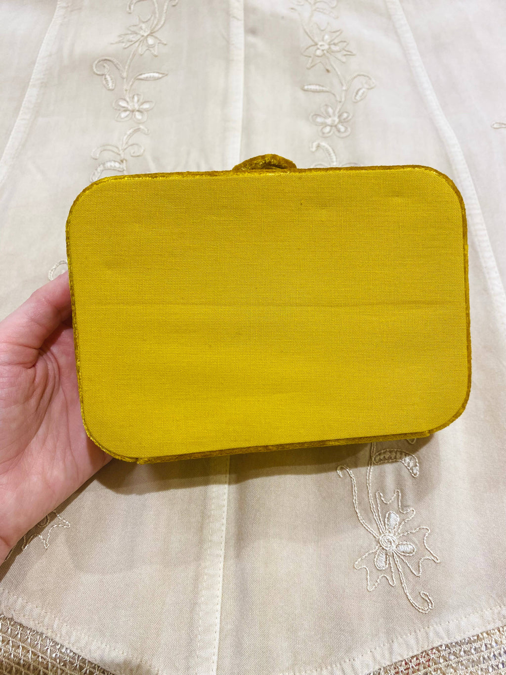 TEMPLE OF TREASURE - Boîte Soleil