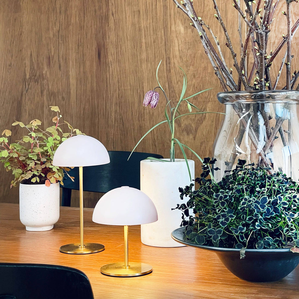 Set de 2 lampes de table ALONG beige/cuivre – vue 6 – Dyberg Larsen | George Genève