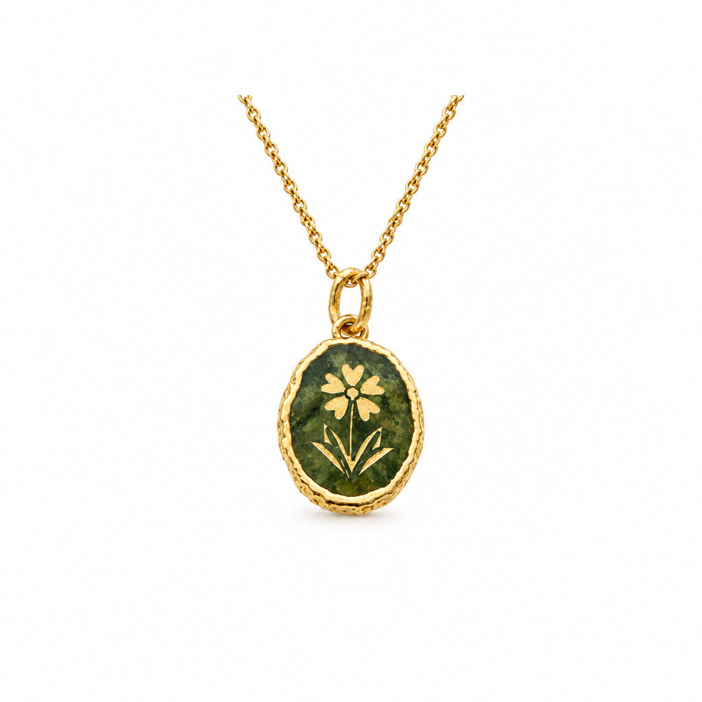 Collier pendentif fleur gravé sur pierre verte – JILL MAKES