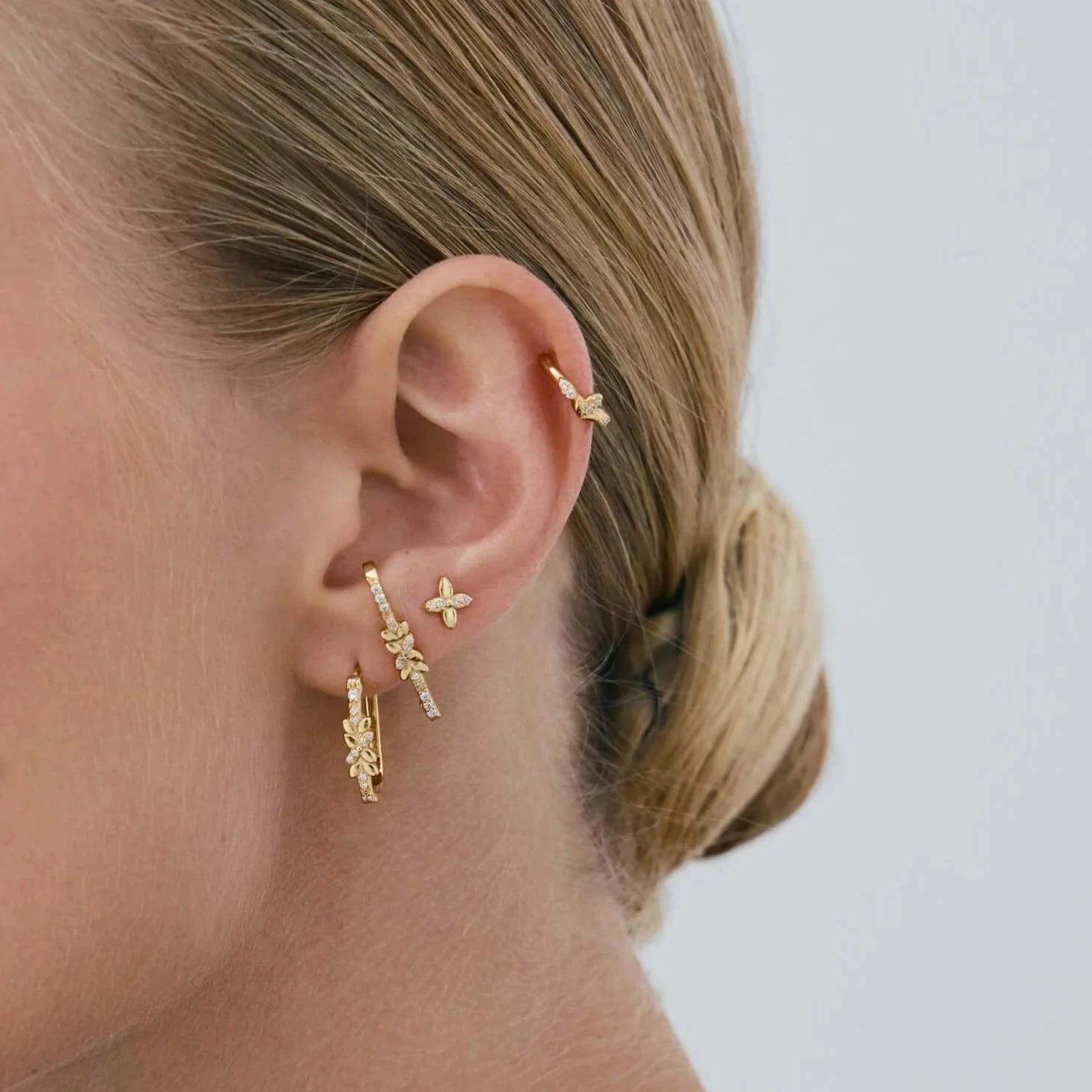 Boucle d'oreille Mérida – vue 2 – POHESIA | George Genève